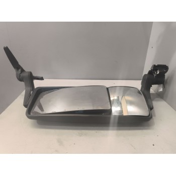 RETROVISOR IZQUIERDO 