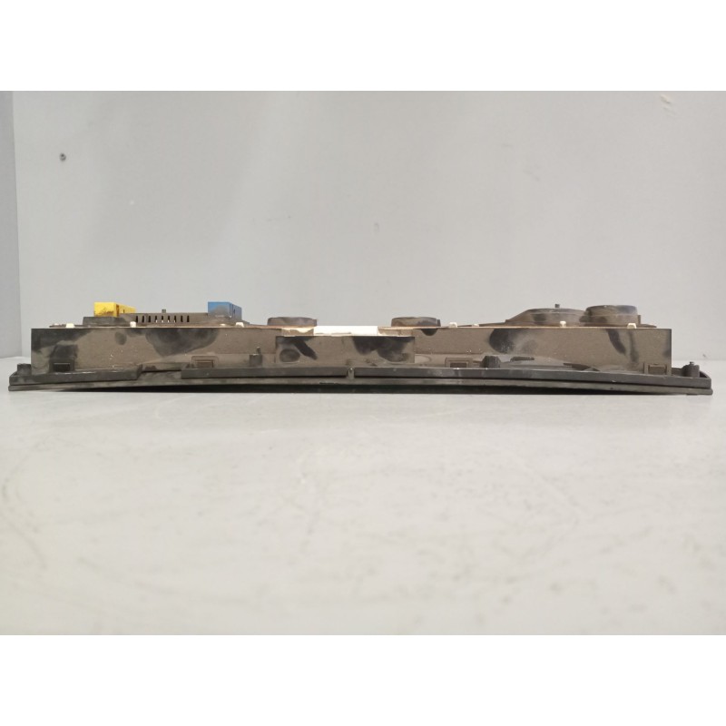 Recambio de cuadro instrumentos para renault hr 420.18/26 premium 01  11.1 diesel referencia OEM IAM 5010577700K - Blanco 2