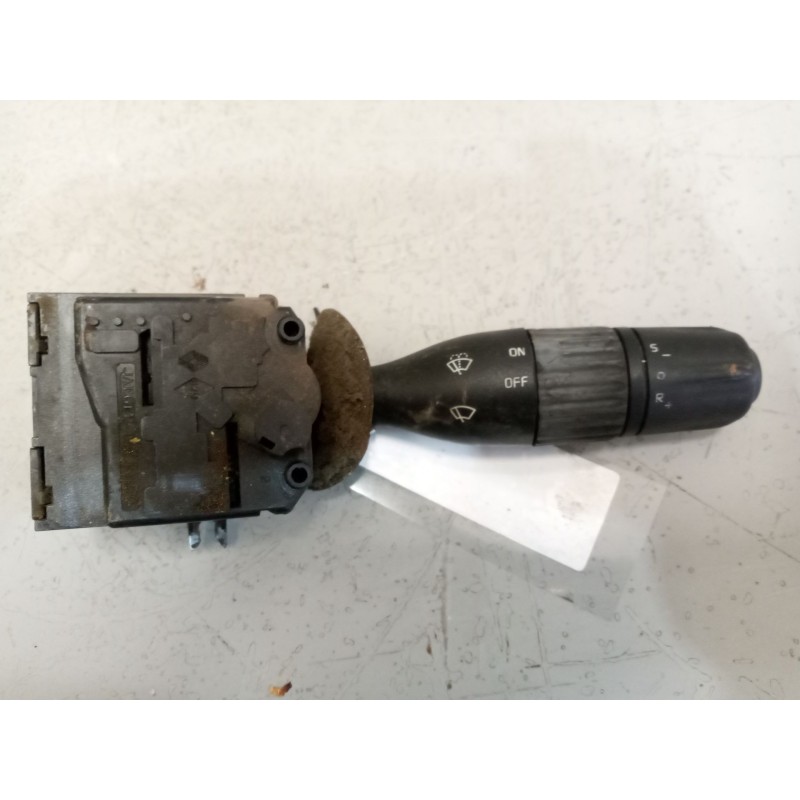 Recambio de mando limpia para renault hr 420.18/26 premium 01  11.1 diesel referencia OEM IAM 5010480375 - Blanco