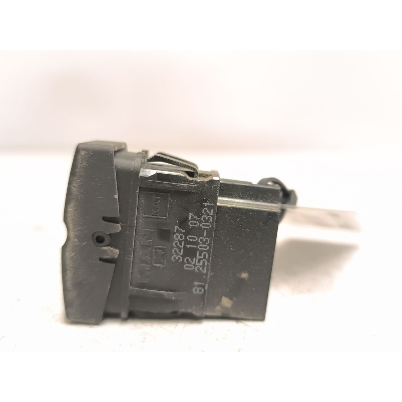 Recambio de interruptor para man tgx 18.480 12.4 diesel referencia OEM IAM 81255030321 - Azul 3