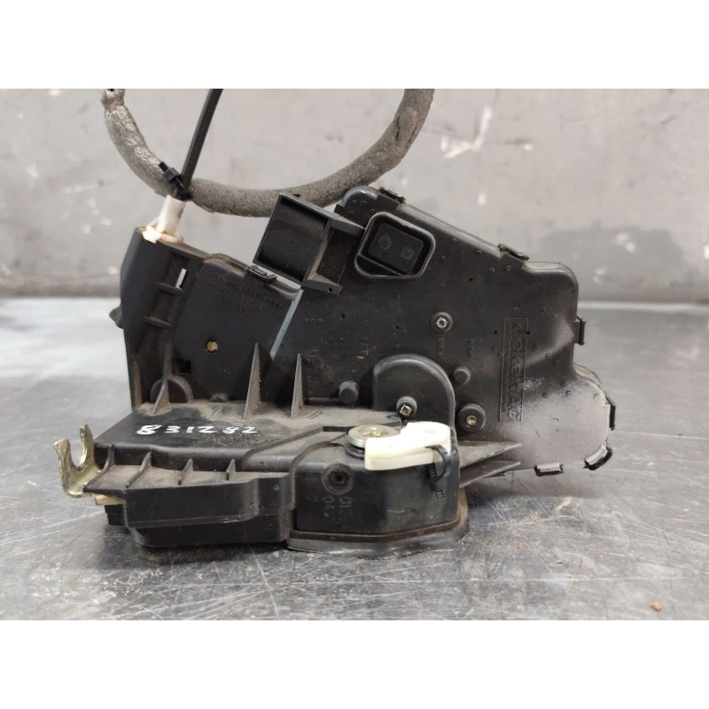 Recambio de cerradura puerta trasera izquierda para bmw serie 3 berlina (e46) 320d referencia OEM IAM  7 PINS 2