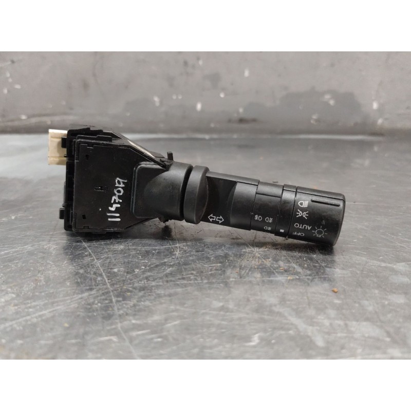 Recambio de mando intermitentes para nissan pathfinder (r51) 2.5 dci le referencia OEM IAM 25540EB307 8 PINS - Negro 2