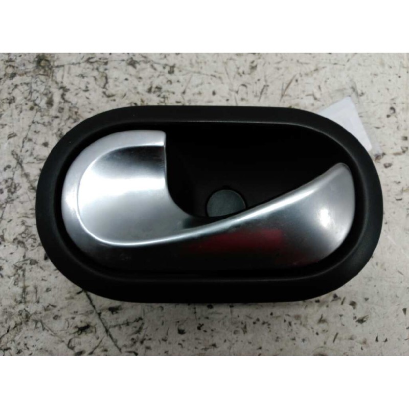 Recambio de maneta interior delantera izquierda para renault scenic ii grand confort dynamique referencia OEM IAM 8200028487 - Negro