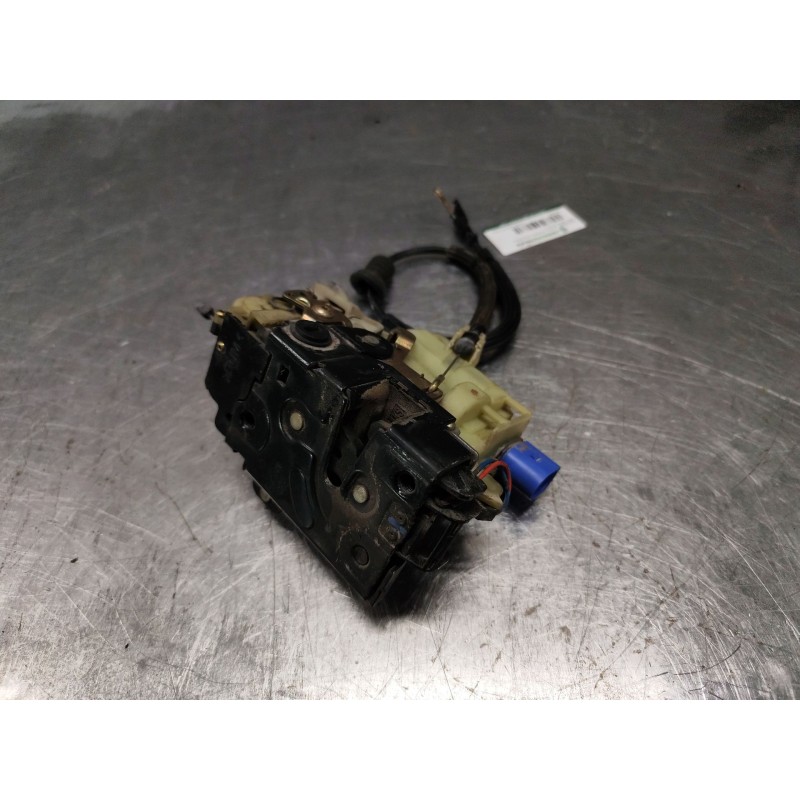 Recambio de cerradura puerta trasera izquierda para seat ibiza iii (6l1) 1.9 sdi referencia OEM IAM 45AGY3B4839015AG  