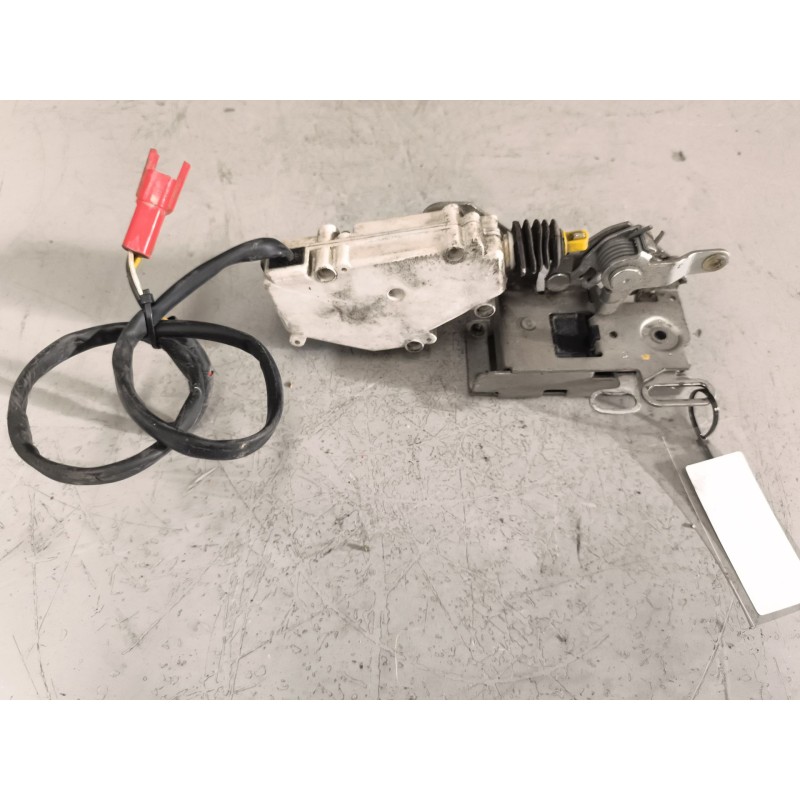 Recambio de cerradura puerta delantera izquierda para scania serie 4 (p/r 164 l) 15.6 diesel referencia OEM IAM 1902973 - Blanco