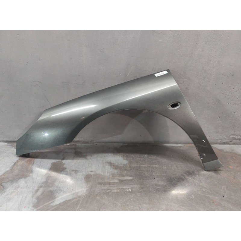 Recambio de aleta delantera izquierda para peugeot 407 sport referencia OEM IAM   