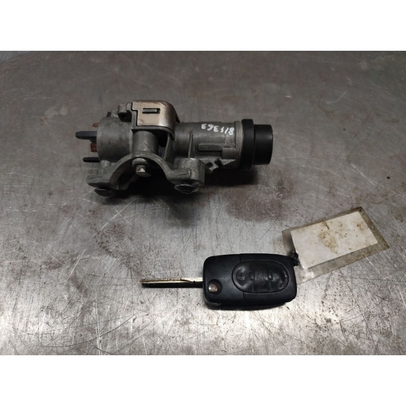 Recambio de conmutador de arranque para audi a4 berlina (8e) 1.9 tdi (96kw) referencia OEM IAM 4B0905851G  