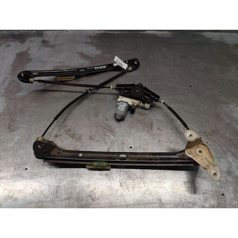 Recambio de elevalunas delantero derecho para volkswagen golf vii variant (ba5, bv5) 1.5 tgi referencia OEM IAM 5G4837462H/4K095