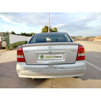 opel astra g berlina del año 1999