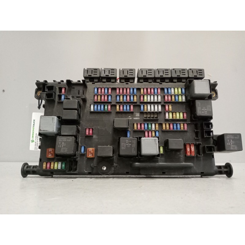Recambio de caja reles / fusibles para daf serie xf euro 6 12.9 diesel referencia OEM IAM 2150895  