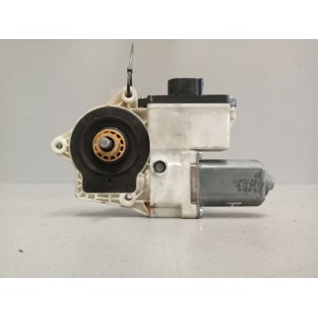 Recambio de motor elevalunas delantero izquierdo para man tgx 18.480 12.4 diesel referencia OEM IAM 81286016137  