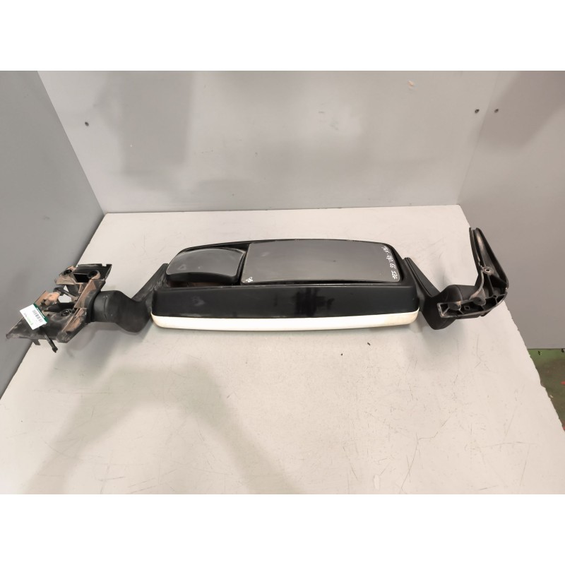 Recambio de retrovisor izquierdo para man tgx 18.480 fg / 4x2 bl xl referencia OEM IAM   