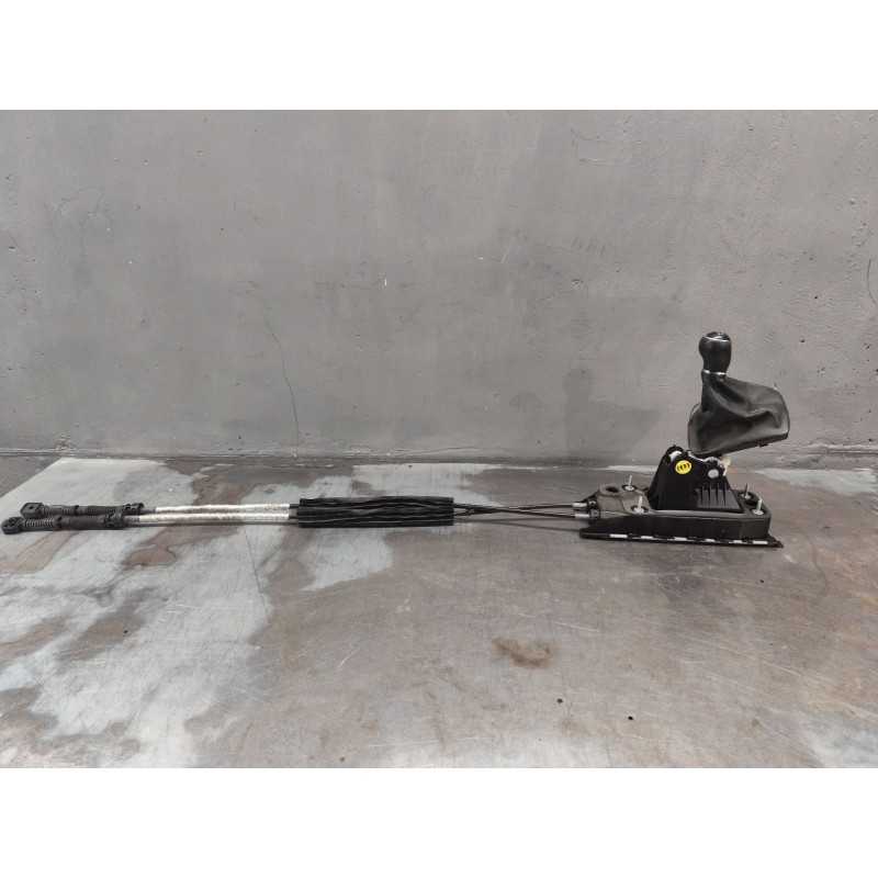 Recambio de palanca cambio para seat leon (5f1) 1.6 tdi referencia OEM IAM 5Q0711049AP  