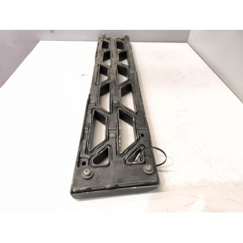 Recambio de rejilla delantera central para renault serie t 12.8 diesel referencia OEM IAM 7482295643  