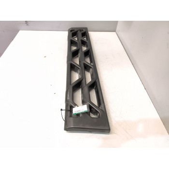 Recambio de rejilla delantera central para renault serie t 12.8 diesel referencia OEM IAM 7482295643  