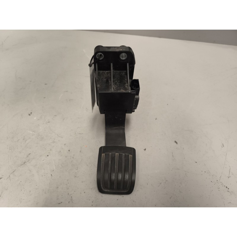 Recambio de pedal acelerador para daf serie xf euro 6 12.9 diesel referencia OEM IAM 1860240  