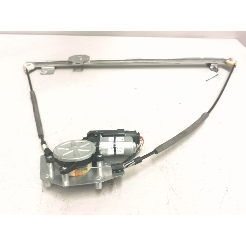 Recambio de elevalunas delantero izquierdo para daf serie xf105.460 12.9 diesel referencia OEM IAM 1779721  
