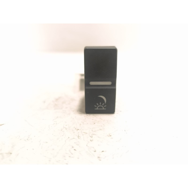 Recambio de interruptor para man tgx 18.440 fg / 4x2 bl xl referencia OEM IAM 81255250211  