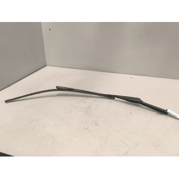 Recambio de brazo limpia delantero para iveco daily vi furgoneta 33s16, 35s16, 35c16, 40c16, 50c16 referencia OEM IAM 5801645537