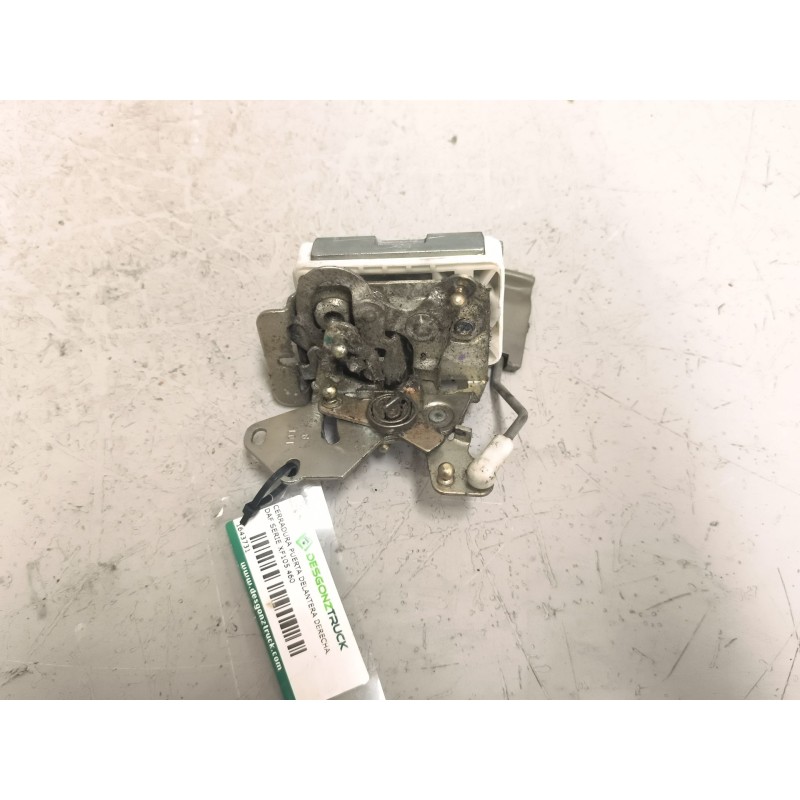 Recambio de cerradura puerta delantera derecha para daf serie xf105.460 12.9 diesel referencia OEM IAM   