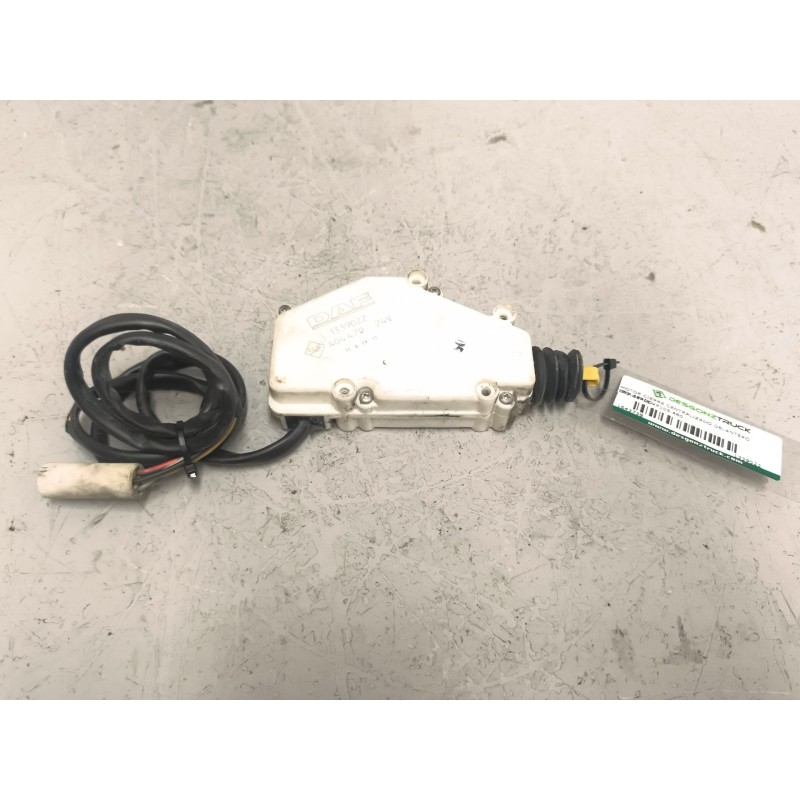 Recambio de motor cierre centralizado delantero izquierdo para daf serie xf105.460 12.9 diesel referencia OEM IAM 1339022  