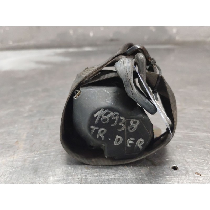 Recambio de cinturon seguridad trasero derecho para citroën berlingo 2.0 hdi sx familiar referencia OEM IAM   