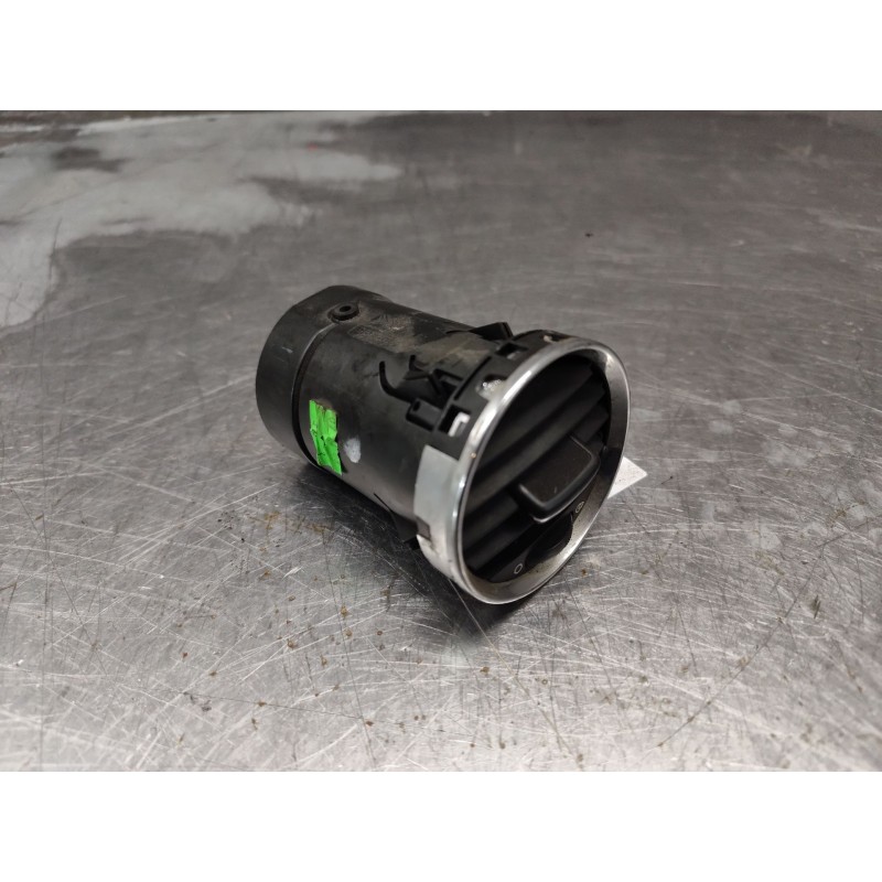 Recambio de aireador para peugeot 308 confort referencia OEM IAM 9658515377  