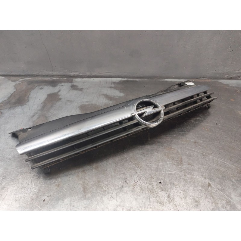 Recambio de rejilla paragolpes delantero para opel astra h (a04) 1.3 cdti (l48) referencia OEM IAM 13108463  