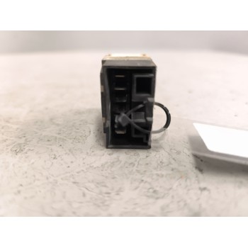 Recambio de mando elevalunas delantero izquierdo para iveco stralis (as) 12.9 diesel referencia OEM IAM   