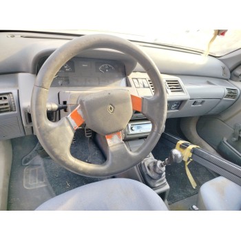 renault clio i (b/c57_, 5/357_) del año 1996