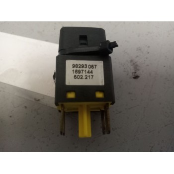 Recambio de interruptor para daf serie xf105.460 12.9 diesel referencia OEM IAM 1697144  