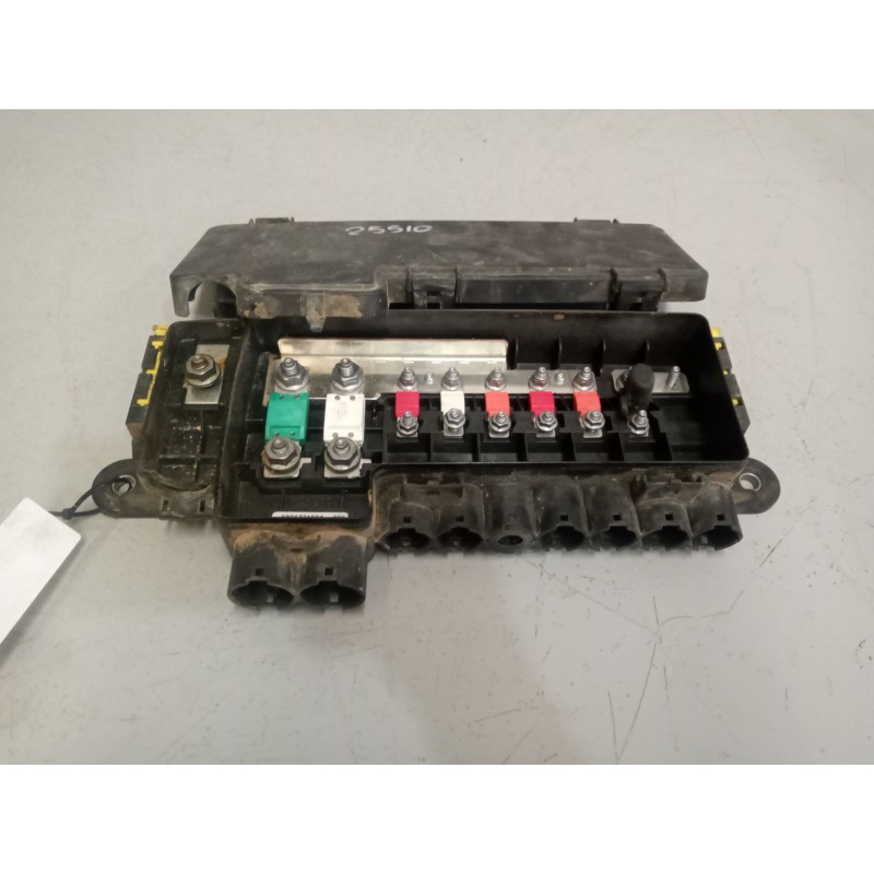 Recambio de caja reles / fusibles para iveco stralis (as) 12.9 diesel referencia OEM IAM 5801771504  