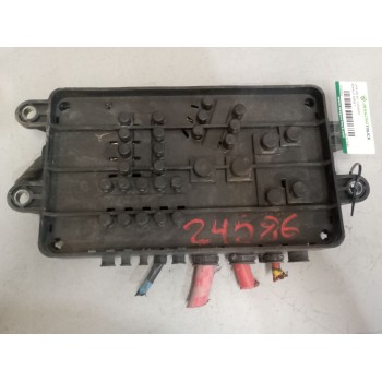Recambio de caja reles / fusibles para iveco stralis (as) 12.9 diesel referencia OEM IAM 5801771504  