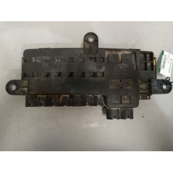 Recambio de caja reles / fusibles para iveco stralis (as) 12.9 diesel referencia OEM IAM 5801771504  