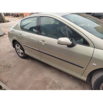 peugeot 407 del año 2005