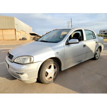 opel astra g berlina del año 1999