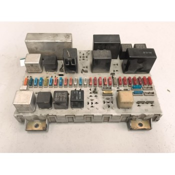 Recambio de caja reles / fusibles para man m 90 24.232 - 24.272 referencia OEM IAM 81254446060  
