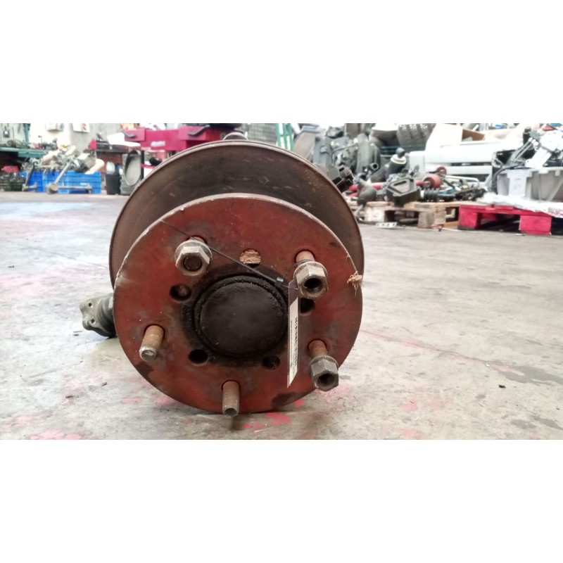 Recambio de buje delantero para nissan cabstar 01.04  3.0 diesel referencia OEM IAM   
