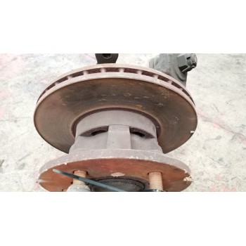 Recambio de buje delantero para nissan cabstar 01.04  3.0 diesel referencia OEM IAM   