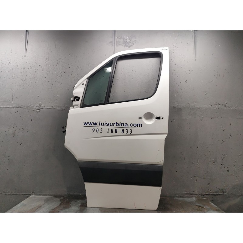 Recambio de puerta delantera izquierda para volkswagen crafter 30-50 furgoneta (2e_) 2.0 tdi referencia OEM IAM   