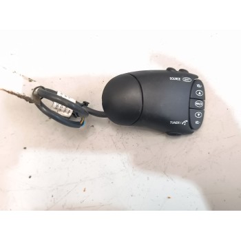 Recambio de mando radio para renault magnum ab diesel referencia OEM IAM 7421014639  