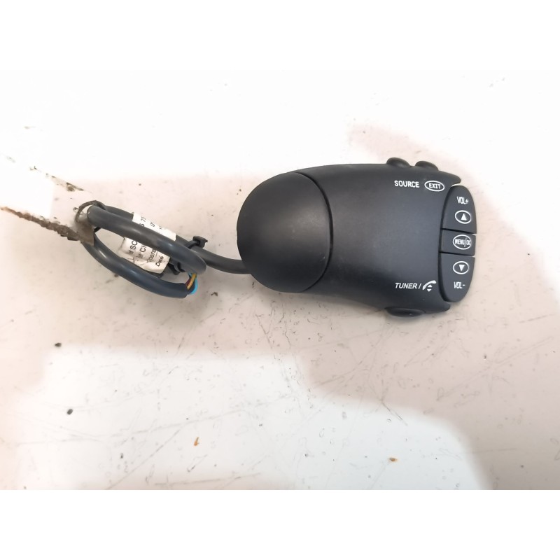 Recambio de mando radio para renault magnum ab diesel referencia OEM IAM 7421014639  