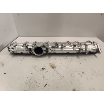 Recambio de colector admision para scania trucks serie 4 164 l/480 (480cv) referencia OEM IAM 1432678  