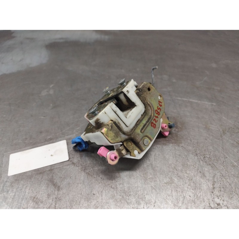Recambio de cerradura puerta delantera derecha para nissan cabstar 01.04  3.0 diesel referencia OEM IAM   