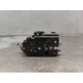 Recambio de cerradura puerta trasera derecha para volkswagen golf iv (1j1) 1.9 tdi referencia OEM IAM 3B4839016A  