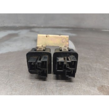 Recambio de caja precalentamiento para nissan cabstar 01.04  3.0 diesel referencia OEM IAM 2523069T00  