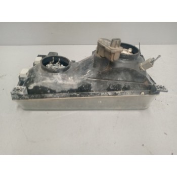 Recambio de faro derecho para nissan trucks atleon 210 referencia OEM IAM   