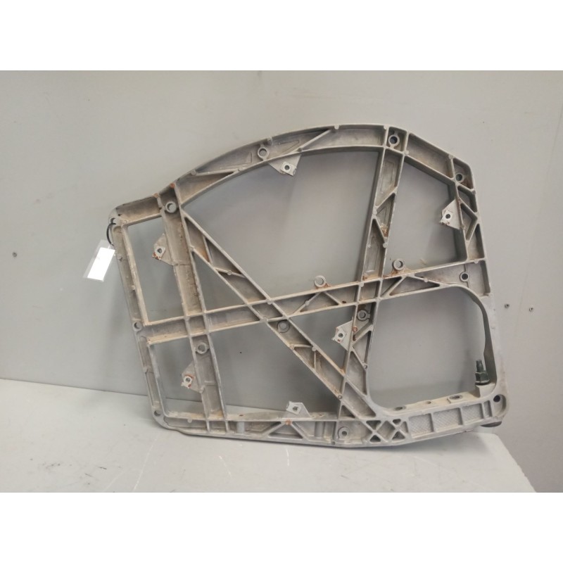 Recambio de soporte para volvo fh 500 referencia OEM IAM 22080280  