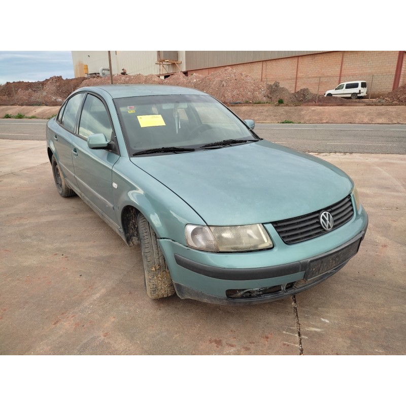 volkswagen passat berlina (3b2) del año 1999