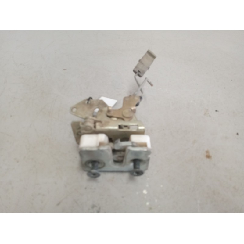 Recambio de cerradura puerta delantera derecha para daf serie xf105.510 12.9 diesel referencia OEM IAM 1296590  